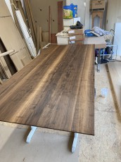 Tischplatte aus Nussbaum